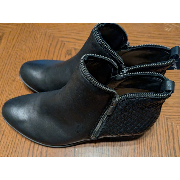 Lucky Brand Bartolino Black Leather Zippered Ankle Boots Size 12 NEW - Picture 9 of 9